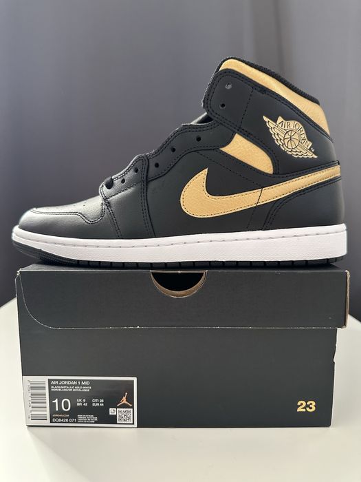 Air Jordan 1 Mid, culoare Black/Metallic Gold