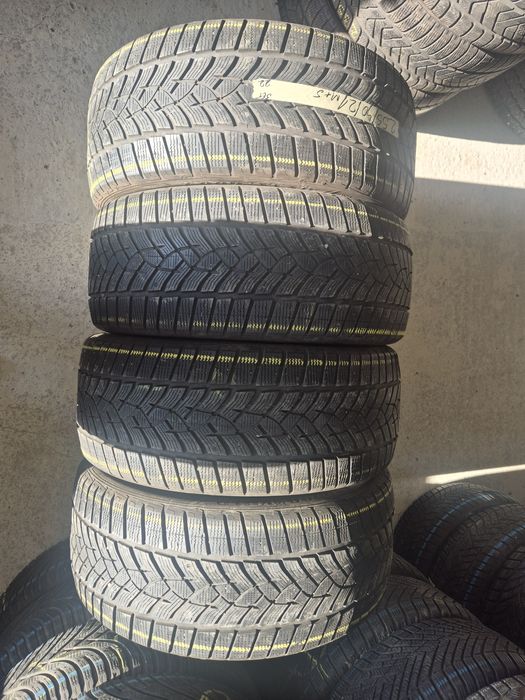 Vând cauciucuri 255/45/21 M+S set complet imp Germania//Goodyear// dot 30/2022