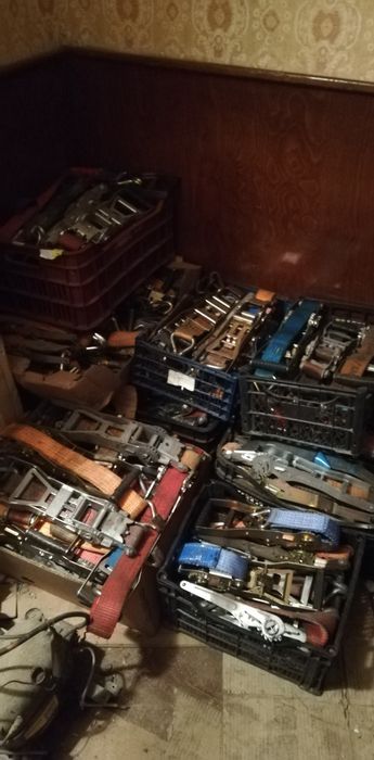 Колани с тресчотки