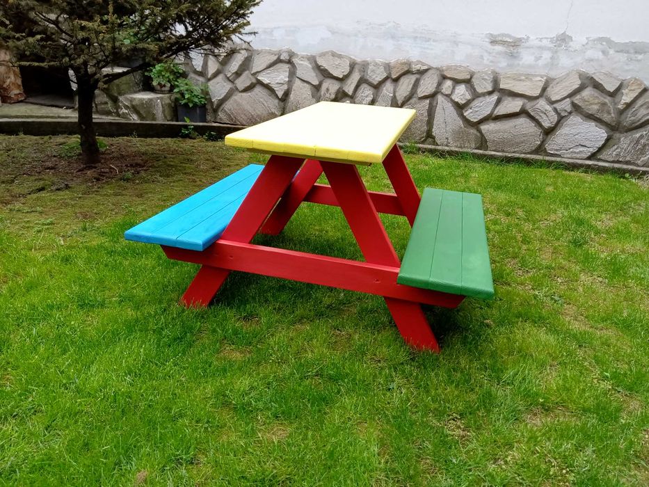 Масичка с пейки детска, градинска.