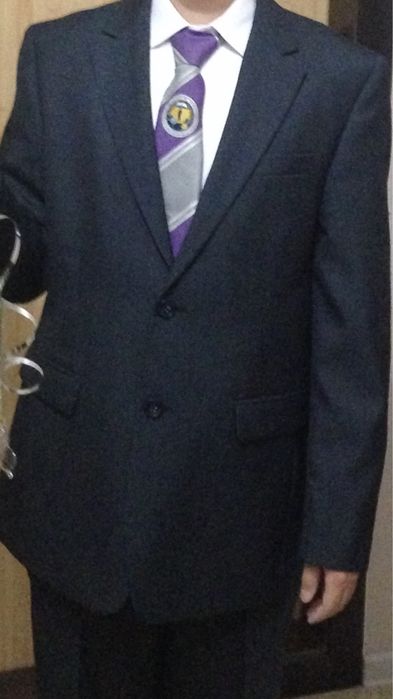 Костюм-двойка школьный