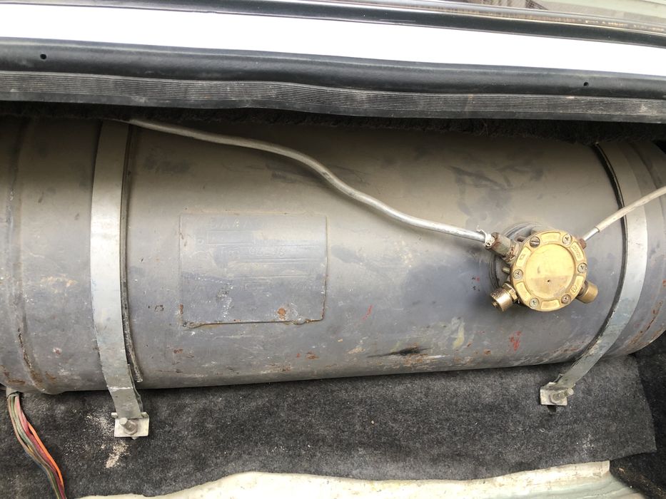 Vaz-21 06 oq rangda xolati alo darajada propan gaz bor