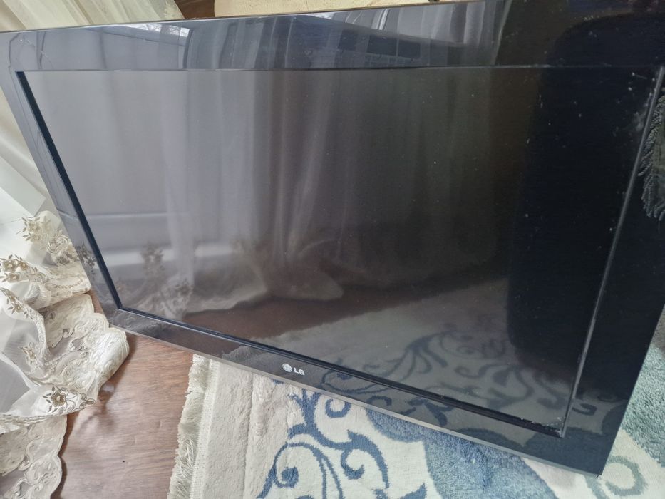 Продается телевизор LG
Модель: LG 32LK332.
Диагона
