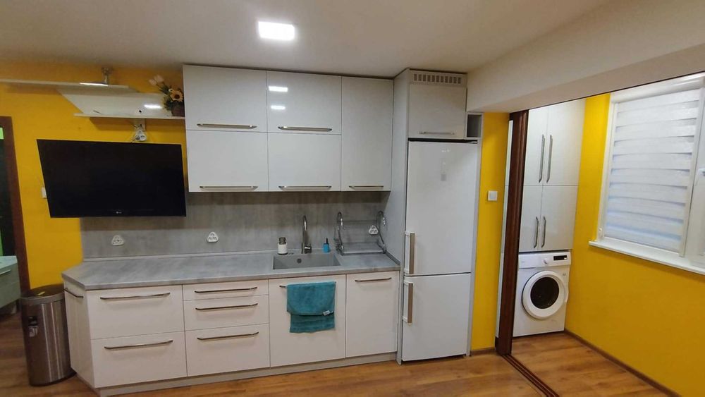 Дава се под наем Двустаен апартамент в Димитровград - 45 кв.м за 255 € - Снимка #3