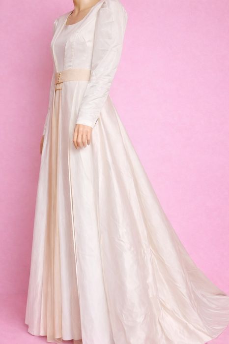 Rochie mireasa superba