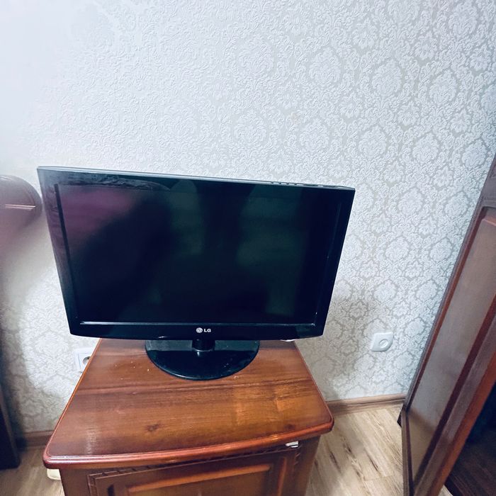 Продам телевизор LG