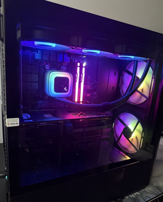 Грймърски Компютър Ryzen 7 7700 RTX 5070 64GB DDR5