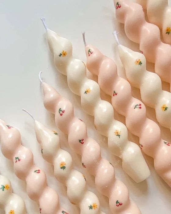 Стильные свечи ручной работы