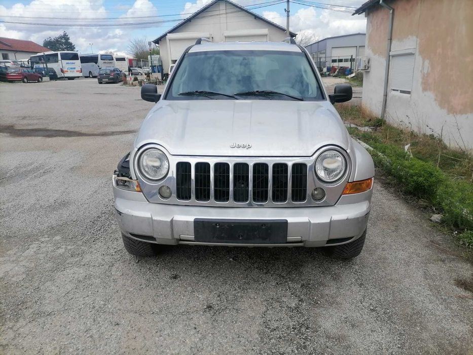 Jeep Cherokee 2,8 CDI, Джип Чероки на части!
Март 2007
