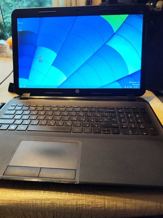 Тв Ариели 32инча смарт има говор,няма картина25€,,лаптоп HP255,35€