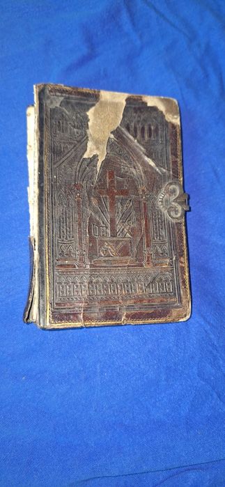 Carte religic pt restaurat
