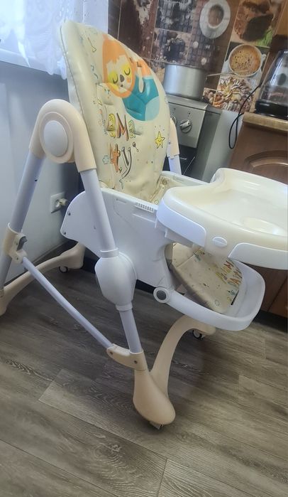 Продам стульчик для кормления