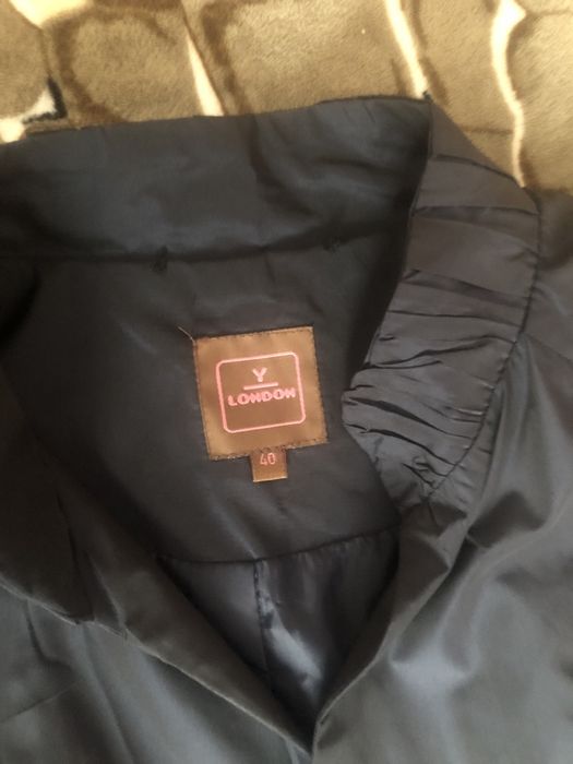 Жакет фирменный.