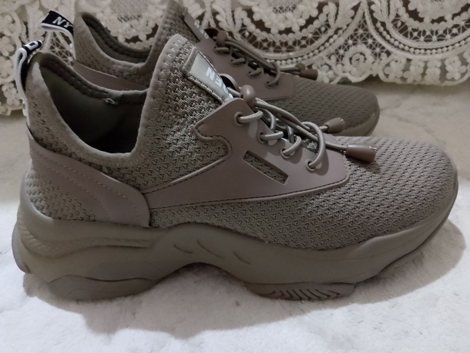 Маратонки Steve Madden  номер 38