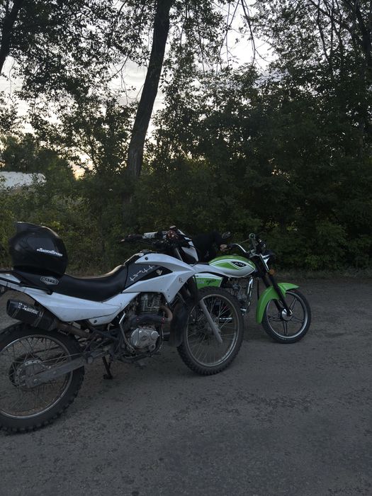 Продам мотоцикл эндуро
