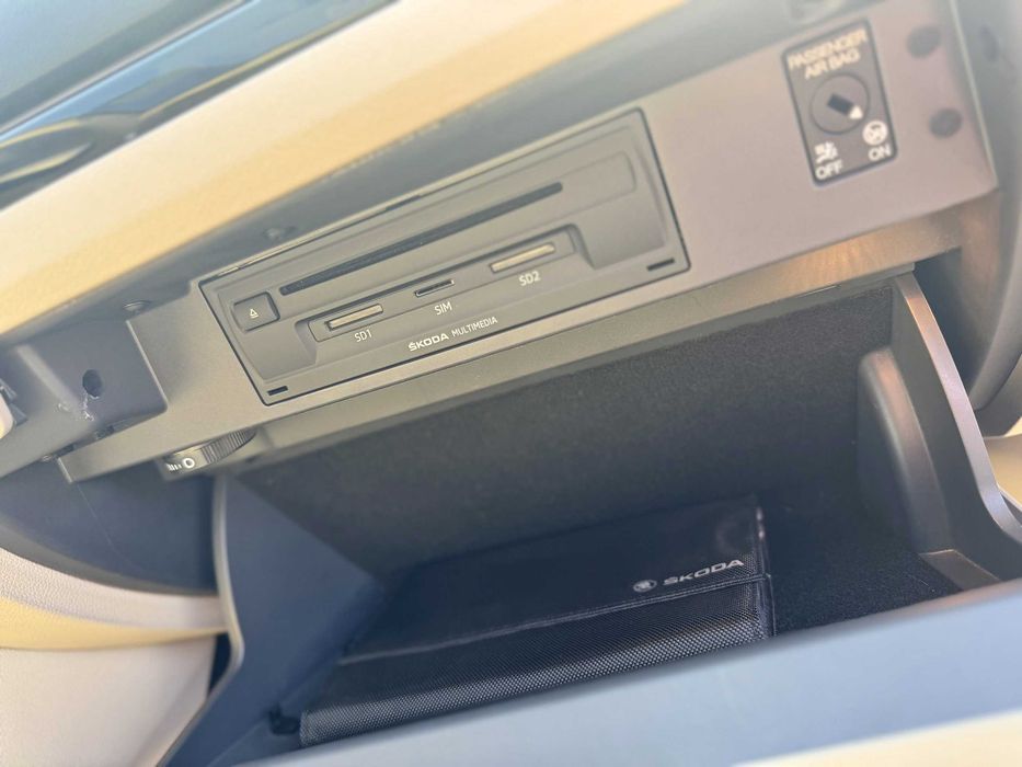 Škoda Superb Laurin & Klement 2.0 TDI 4x4 DSG – Trapă, CANTON