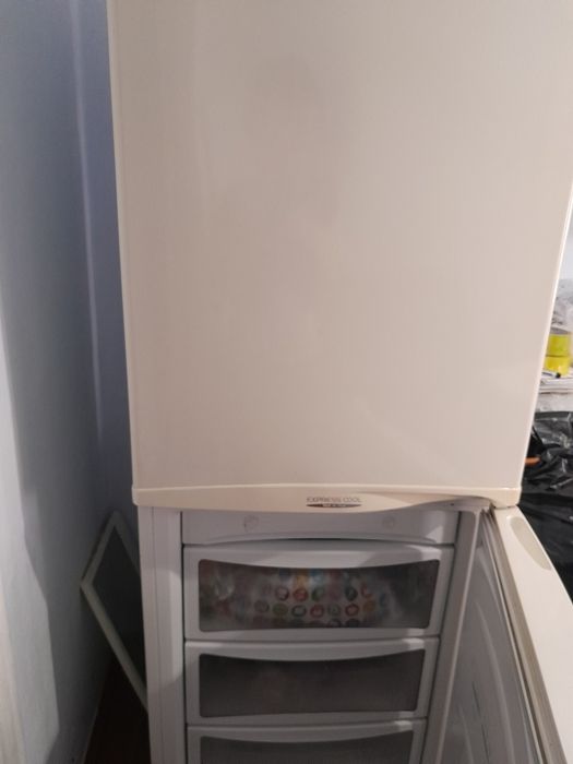 Холодильник LG двухкамерный