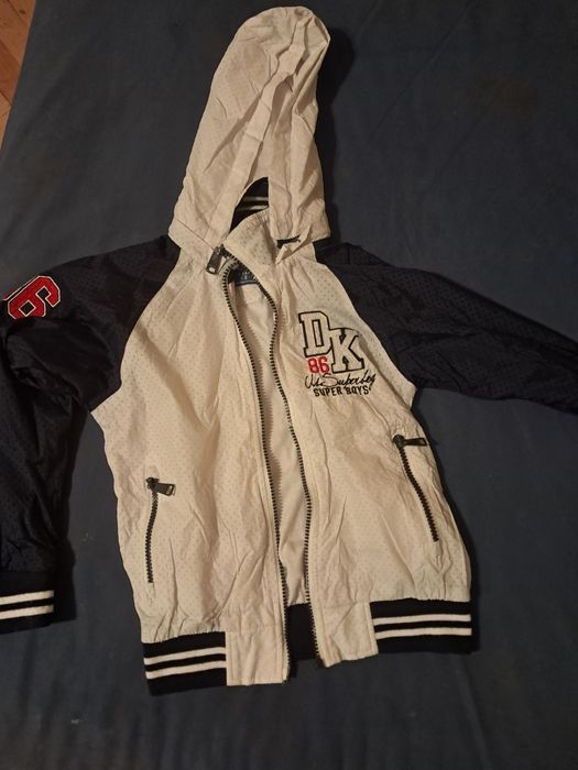 3 тънки якета 122-128 - общо 5€