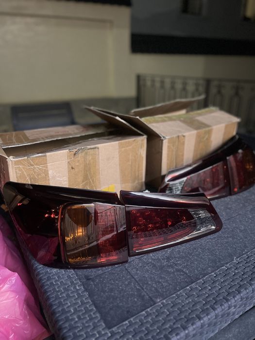 Фонари lexus is 250