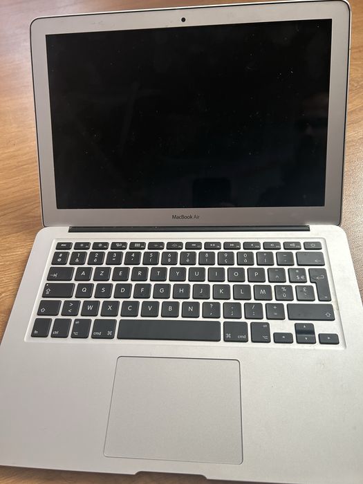 Apple Macbook Air A1466 за части