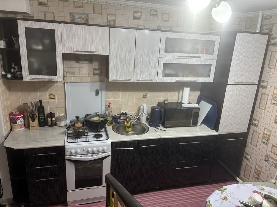 Продам кухонный гарнитур