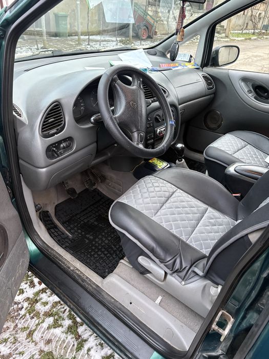 Фолтсваген Шаран