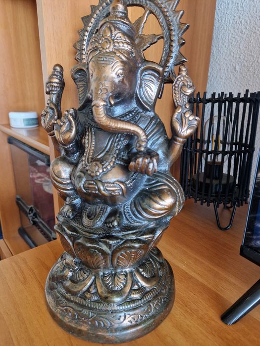 Statuietă de vînzare