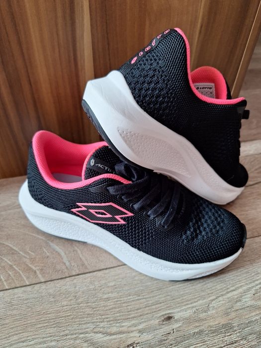 Маратонки LOTTO N39