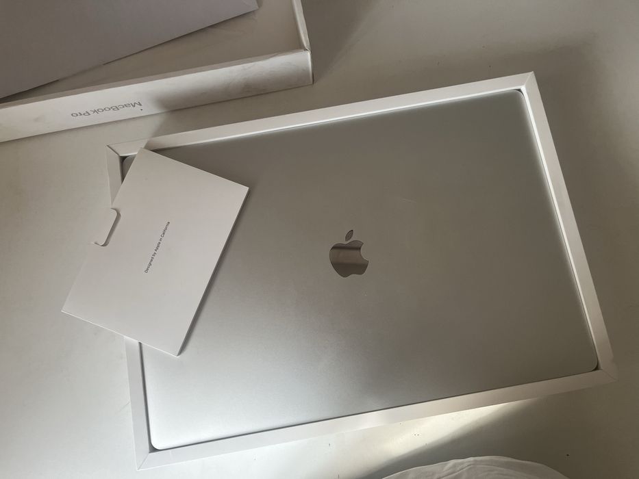 Ноутбук Macbook Pro 16