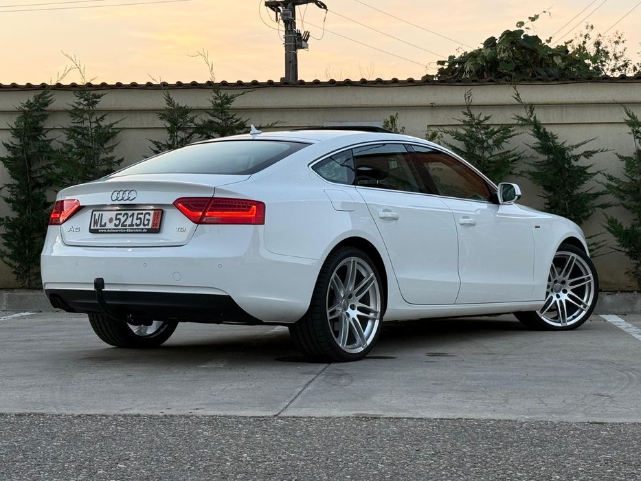 Audi A5 / Sportback / 2.0 TDI
