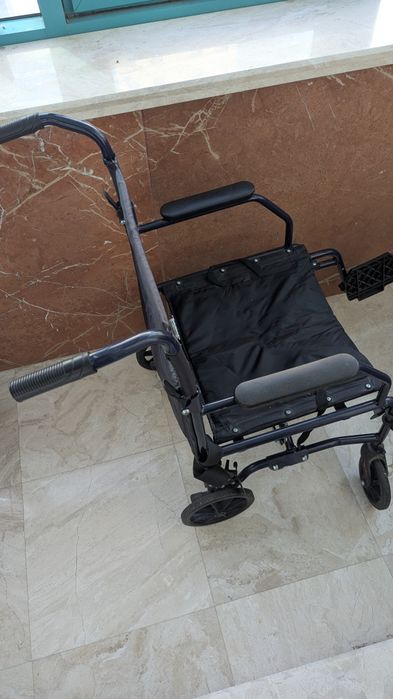 Инвалидная коляска (каталка)