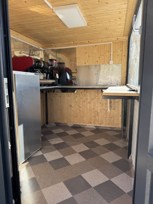 Container comercial la cheie , utilat!