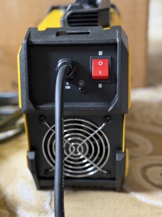 Сварочный инвертор WELDSTAR СИА-200 МАСТЕР