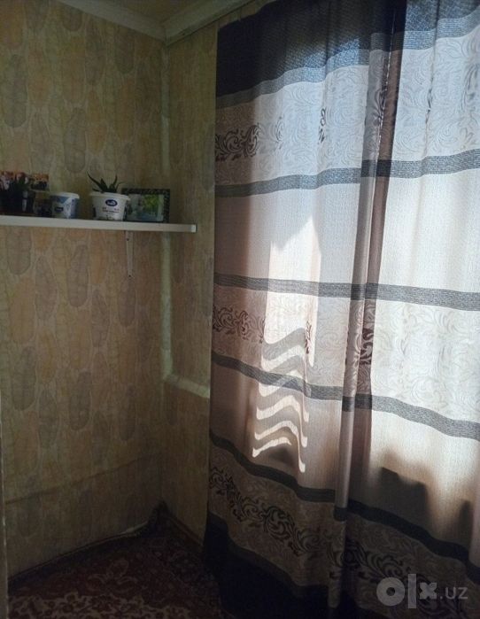Продаётся  1/4/4 Авиасозлар2 Кадышева 2*3 балкон