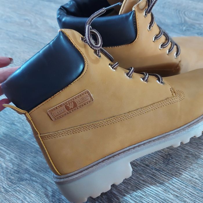 Ботинки демисезонные