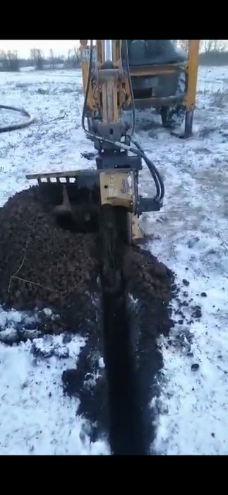 Продам траншеекопатель, грунторез, бара.