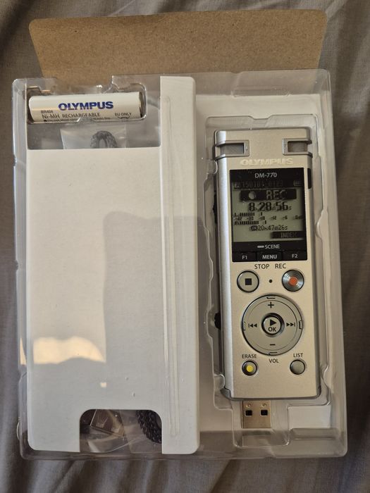 Цифров диктофон OLYMPUS DM-770