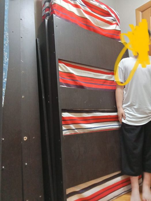 ПРОДАЮ двухэтажный кровать