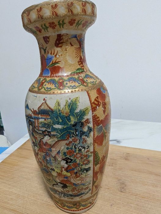 Vaza ceramica vintage pictata ,motiv chinezesc