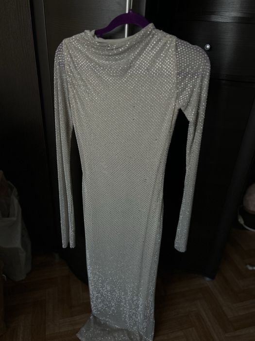 Продам платья вечерние