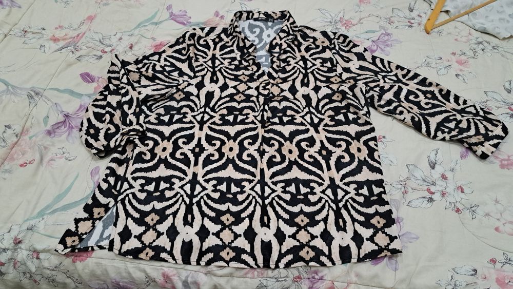 Блузка нарядная новая.Турция. размер 50-52