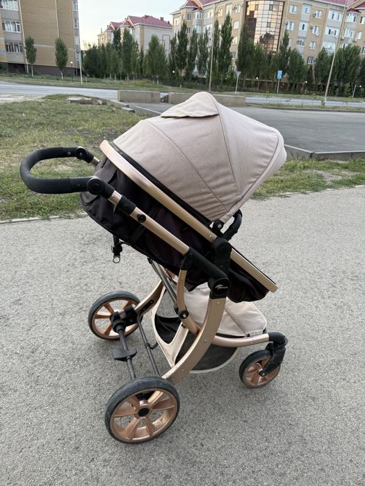 Коляска для детей