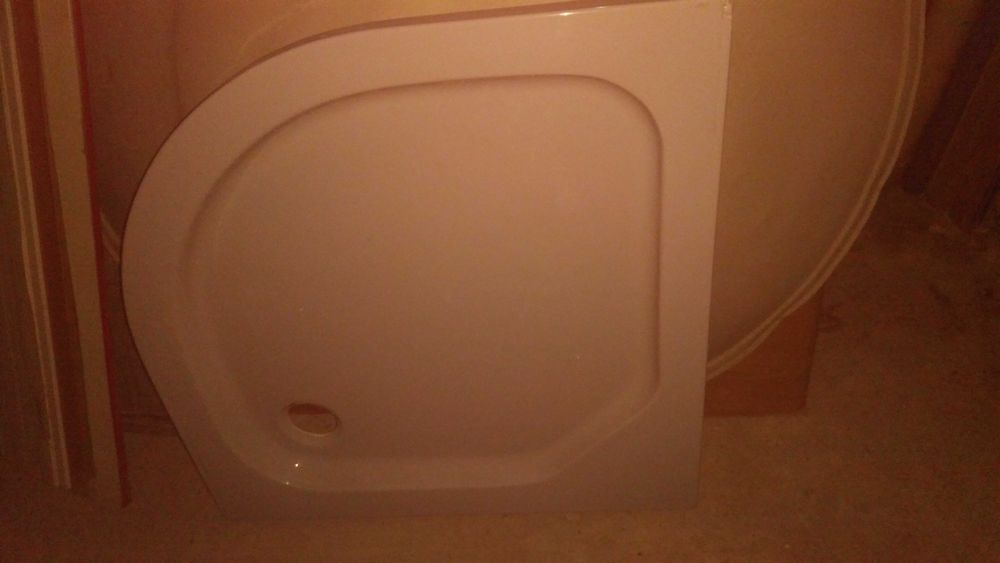 Душ корито, акрилно, овал, 90х90 см.