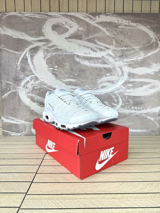 Nike Air Max Plus TN White