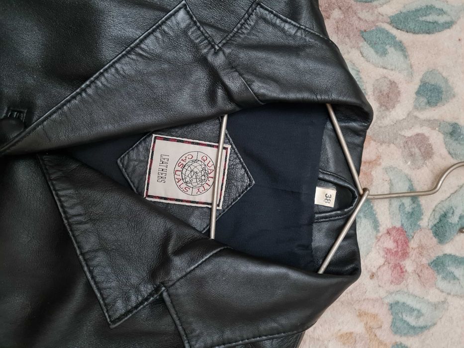 Haina piele, dama,cambrata pe corp.piele foarte fina