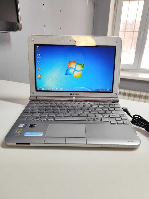Нетбук Toshiba рабочий