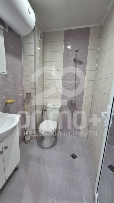 Дава се под наем Двустаен апартамент в Велико Търново, Център - 55 кв.м за 359.04 € - Снимка #6