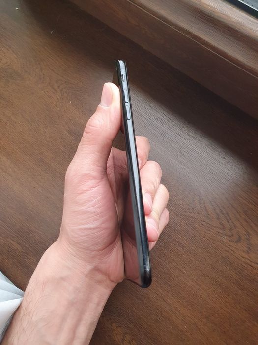 IPhone 7 Plus 128Gb продам