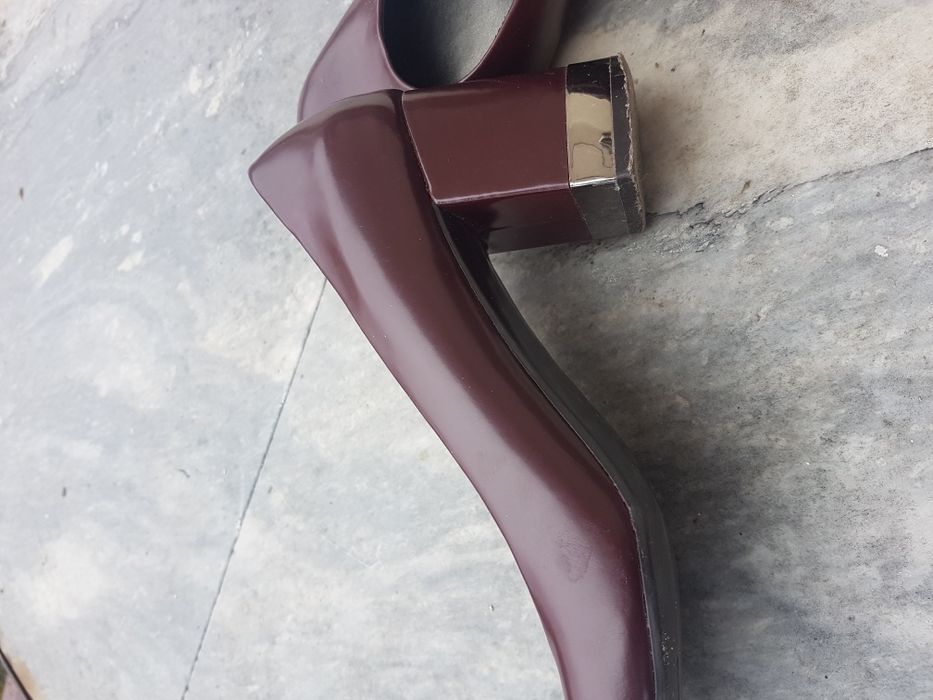 Дамски обувки