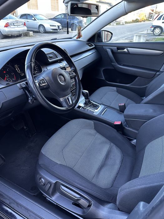 VOLKSWAGEN Passat 2011 — imagine 4